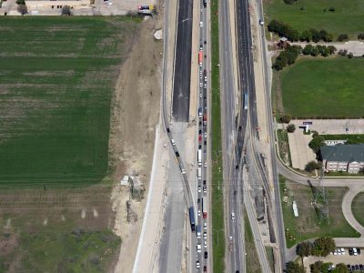35W south of Meacham Blvd. looking north