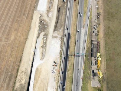 August: 35W south of Meacham Blvd. looking north