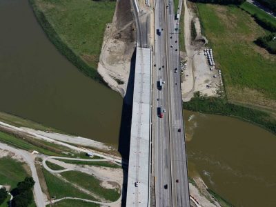 35W at the Trinity River looking north