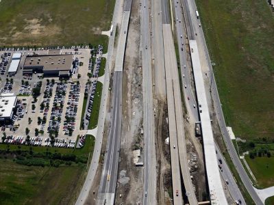 820 just east of 35W looking east