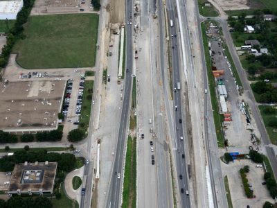35W south of I-820 looking northbound