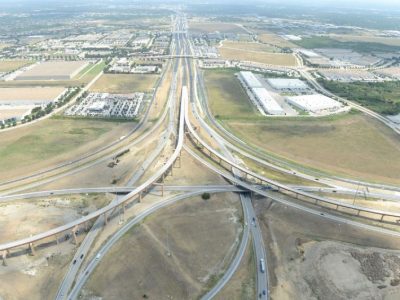 August 2014: 35W/820 Interchange facing Eastbound
