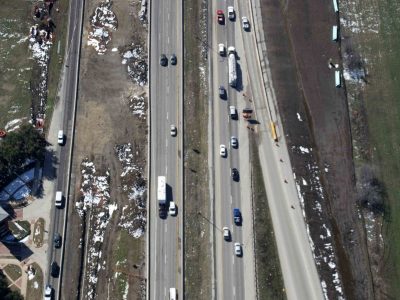 February 2015: 35W looking southbound just south of Meacham Blvd
