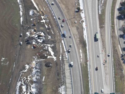 February 2015: 820 looking eastbound just east of Mark IV Pkwy
