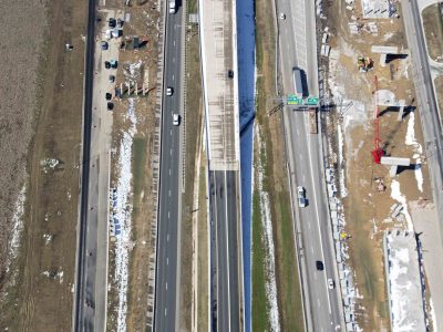 February 2015: 820 looking westbound just east of I-35W