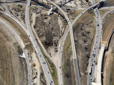 October 2015: 35W at the 35W/820 interchange looking south