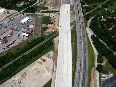 April 2016: 35W north of Northside Dr-Yucca A looking N