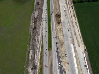 April 2016: 35W south of Meacham Blvd looking S