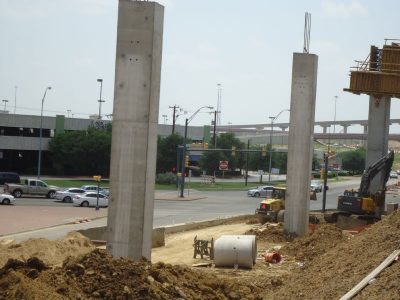 May 2013: Columns connecting future eastbound IH 820 to eastbound SH 121/183