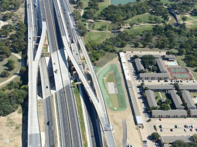 November 2014: IH 820