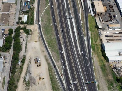 I-35W at 28th St. looking northbound