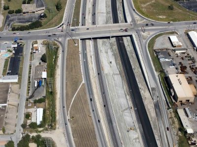 I-35W at 28th St. looking northbound
