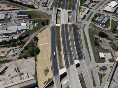 I-35W at 33rd St. looking southbound