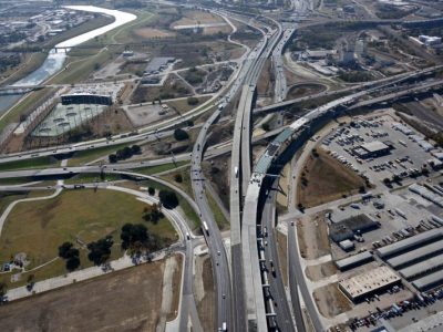 I-35W at Belknap St. & Weatherford St. looking southbound