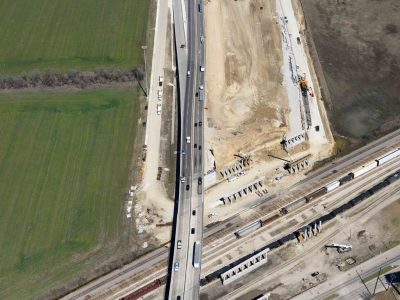 I-35W at E Long Ave. looking north