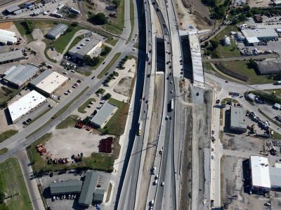 I-35W at E Long Ave. looking northbound