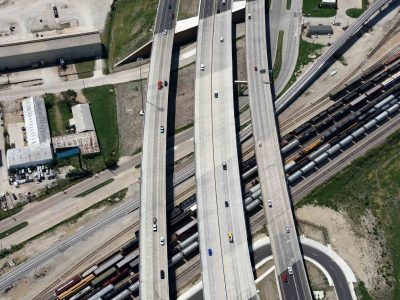 I-35W at E Long Ave. looking southbound