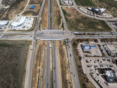 I-35W at Heritage Trace Pkwy. looking north