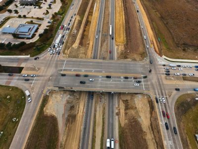 I-35W at Heritage Trace Pkwy. looking south