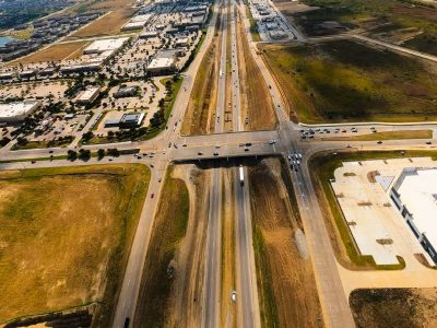I-35W at Heritage Trace Pkwy. looking south