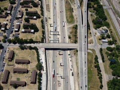 I-35W at I-30 looking southbound