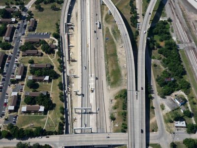 I-35W at I-30 looking southbound