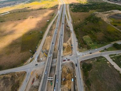 I-35W at Keller Hicks Rd. looking north