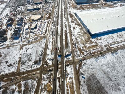 I-35W at Keller Hicks Rd. looking south