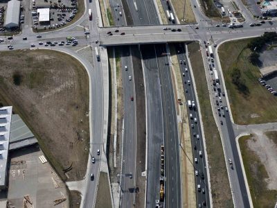 I-35W at NE 28th looking southbound