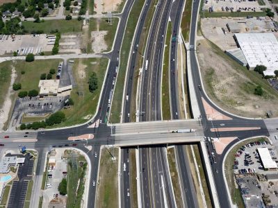 I-35W at NE 28th St. looking northbound