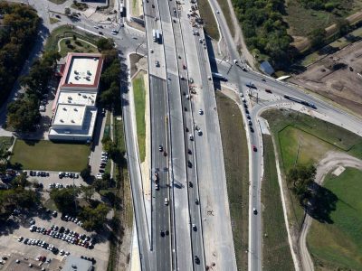 I-35W at Northside Dr. looking southbound