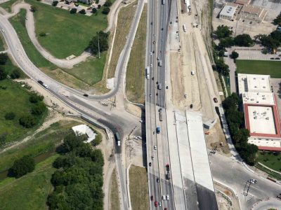 I-35W at Northside Dr./Yucca Ave. looking northbound