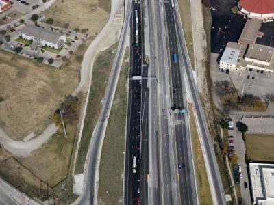 I-35W at Northside Dr./Yucca Ave. looking northbound