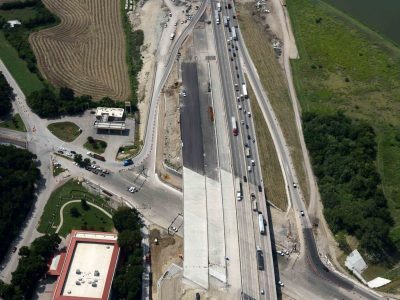 I-35W at Northside Dr./Yucca Ave. looking southbound