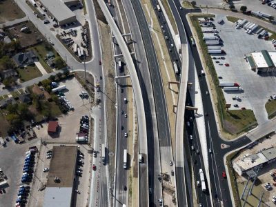 I-35W at Papurt St. looking southbound