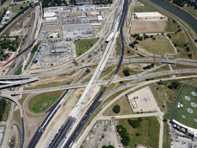 I-35W at SH 121 looking northbound