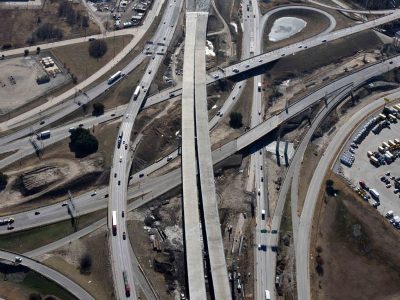 I-35W at SH 121 looking southbound