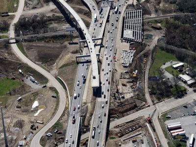 I-35W at Spur 280 looking south