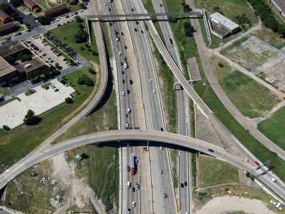 I-35W at Spur 280 looking southbound
