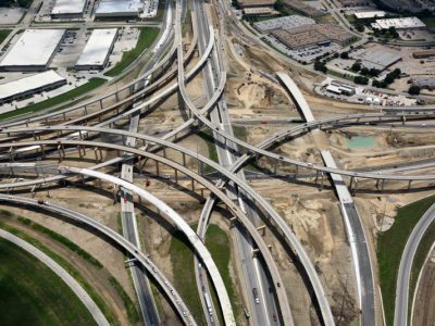 I-35W at the I-35W/I-820 interchange looking southbound