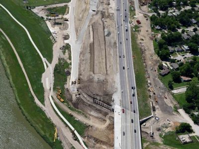 I-35W at the Trinity River looking south