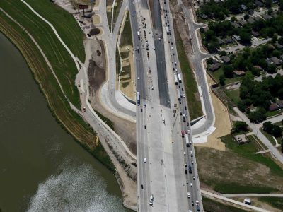 I-35W at the Trinity River looking southbound