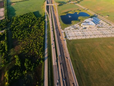 I-35W between Alliance Blvd. and Eagle Pkwy. looking south