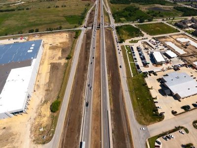 I-35W between Golden Triangle Blvd. and Keller Hicks Rd. looking north