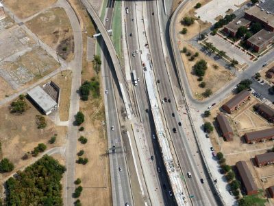 I-35W between I-30 and Spur 280 looking northbound