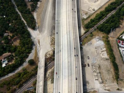 I-35W between NE 28th St. and Northside Dr. looking southbound