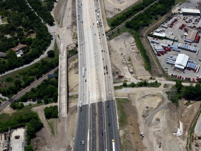 I-35W between NE 28th St. and Northside Dr. looking southbound