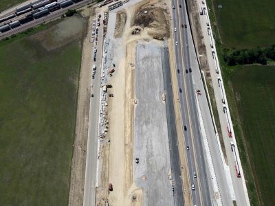 I-35W just north of E Long Ave. looking south