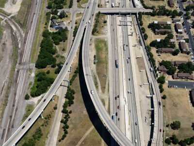 I-35W just north of I-30 looking northbound
