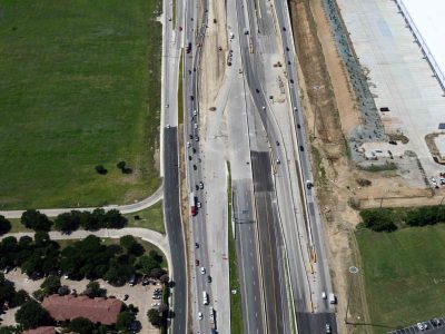 I-35W just north of I-820 looking southbound